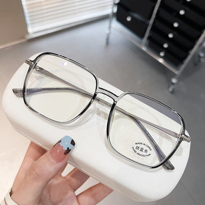 Montura de Gafas Cuadradas Qianai, Híbrido de Metal y TR90, Anti Luz Azul, Montura Completa, Unisex, Modelo R3-30151 - Product Image 4