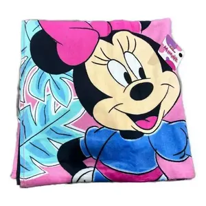 Toalla de Baño Infantil Minnie, 100% Algodón, Personajes Estampados, Rectangular, para Uso en el Baño del Hogar - Product Image 4