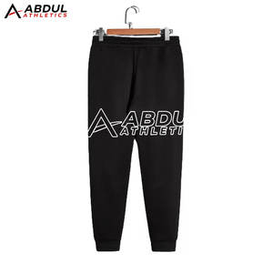 Conjunto Deportivo de Dos Piezas para Hombre, Personalizado, Tejido Transpirable, Ideal para Entrenamiento y Viajes - Product Image 3