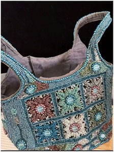 Sac à main brodé et perlé fait main, le plus vendu, pour femmes, idéal pour le quotidien et les soirées, disponible à la vente - Product Image 2