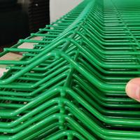 Gebogen Driehoekig Paneelhek 2M Buiten, Gegalvaniseerd IJzer & PVC Houten Frame, 3D Geweven Gelast Draadgaas voor Tuin & Patio