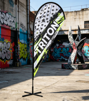 Drapeau publicitaire personnalisé en polyester imperméable et durable, type plume, pour promotion en salon professionnel