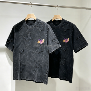 Camiseta de Manga Corta con Cuello Redondo para Hombre, Estilo Urbano, con Apliques de Mariposas, Talla Grande, de Algodón - Product Image 1
