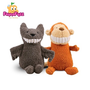 Jouets en peluche super doux personnalisés en tissu éponge, design <span class=keywords><strong>animal</strong></span> réaliste, rembourrage en coton PP, accessoires <span class=keywords><strong>Animal</strong></span> Crossing (Chauve-souris, Singe, Daisy) - Product Image 1