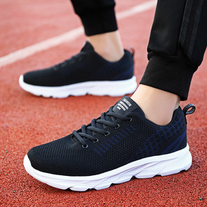 Chaussures de sport décontractées pour hommes, respirantes en maille, baskets de course légères et confortables en toile avec fermeture à bouton, résistantes aux taches - Product Image 1