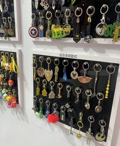 Accesorios de moda DIY escoba de mago sombrero de mago libro mágico creativo llavero de Halloween regalo de Festival - Product Image 6