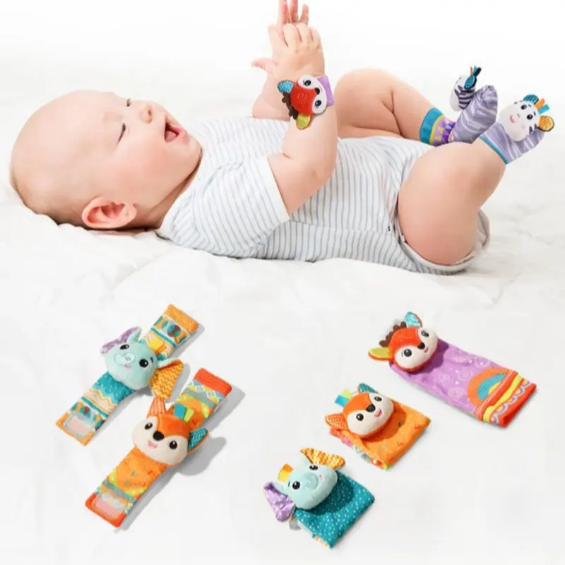 2023 New Cartoon Soft Plüsch Baby Rassel Strümpfe Handgelenk und Fuß finder Set Baby Baby Rassel Socken Spielzeug