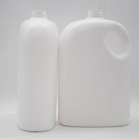 Bouteille de détergent à lessive en plastique 2L avec logo personnalisé avec poignée pour bouteille de liquide à lessive pour vêtements