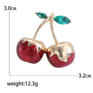 Broche <span class=keywords><strong>de</strong></span> Fruta Exquisito y Versátil con Flor <span class=keywords><strong>de</strong></span> Cereza Roja <span class=keywords><strong>de</strong></span> Aleación con Diamantes Completos y Esmalte, el Más Vendido, Lindo Pin para <span class=keywords><strong>Ropa</strong></span> - Product Image 4