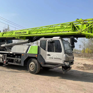 Grue sur camion Zoomlion ZTC350H 35T d'occasion haute performance, fonctionnement sûr et stable, idéale pour les projets de construction - Product Image 1