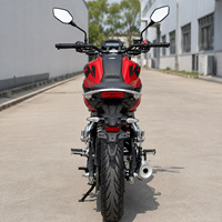 Moto à essence automatique 223cc refroidie par huile pour les trajets urbains faciles avec embrayage multi-disques humide, vitesse de 100 km/h