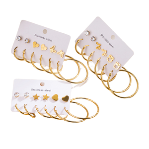 Juego de Aretes de Aro con Forma de Pentagrama en Forma de Corazón QX, Grandes y Exagerados, de Acero Inoxidable Chapado en Oro, Modernos, Unisex, Ideales para Regalo, No se Desvanecen - Product Image 1