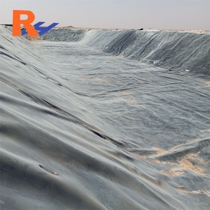 Geomembrana de HDPE de 20/30 milésimas de pulgada para la <span class=keywords><strong>base</strong></span> de refugio de personas refugiadas en Nairobi, Kenia, de alta tracción - Product Image 4