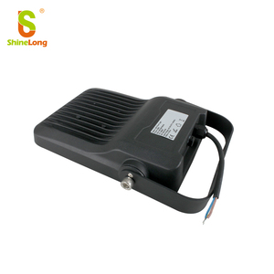ไฟสปอร์ตไลท์ LED อลูมิเนียมสำหรับภายนอกอาคาร 50W-400W กันน้ำ IP66 6000K ได้รับการรับรองมาตรฐาน ROHS สำหรับตกแต่งสวน - Product Image 5
