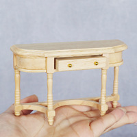 Table console miniature en bois à l'échelle 1/12, style européen classique, demi-table pour maison de poupée, mobilier personnalisé OEM EN71, vente en gros