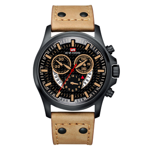 Montre robuste de style pilote pour homme, chronographe, boîtier noir, index dorés, bracelet en cuir - Product Image 5