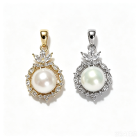 Pendentif Trèfle Ananas avec 11-12 Perles Rondes d'Eau Douce Edison, Argent et Or Bicolore, Classique Intemporel, Vente en Gros de Perles pour Femmes