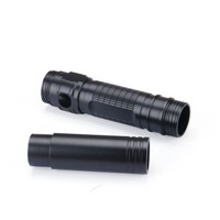 Coque de lampe de poche LED d'extérieur fabriquée par le fabricant en alliage d'aluminium CNC avec accessoires de processus d'usinage en acier et laiton