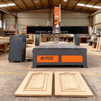 Routeur CNC 3D pour le travail du bois à 4 axes 1325 180 °   Tête oscillante pour le fraisage de sculptures en mousse EPS et en bois