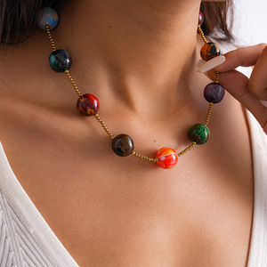 Collier vintage en perles de verre et résine effet ombré, pour femme, bijou de luxe coloré et original, chaîne de clavicule - Product Image 2