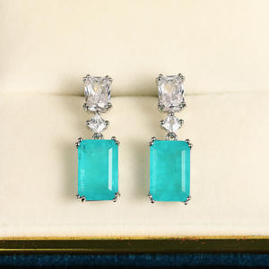 Esodu Ntze Pendientes clásicos con circonita azul, corte princesa, aleación geométrica, joyería para mujer - Product Image 5