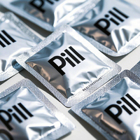Pochettes à pilules en plastique avec logo personnalisé, sachet à pilules à trois côtés scellés, petit sachet thermoscellable, échantillon de sachet pour pilules