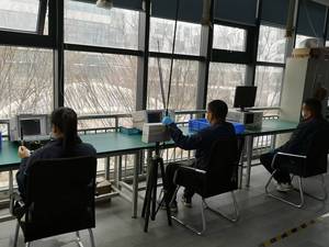 Étiquette personnalisée XW2020 <span class=keywords><strong>antenne</strong></span> mobile directionnelle à double fouet 50 Ohm polarisation verticale couleur gris glace Communication de la station de base - Product Image 5