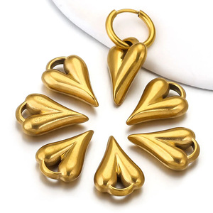จี้รูปหัวใจทรงยาว |   เหล็กกล้าไร้สนิมเคลือบ PVD 18K สำหรับทำเครื่องประดับ |   ป้องกันการแพ้ กันน้ำ และไม่ซีดจาง - Product Image 1