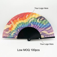 Personalisierter Regenbogen-Holzhandfächer mit individuellem Logo, schwarze Rippen, faltbarer Fächer für Pride-Parade, Sommer-Karneval, Event-Geschenk