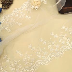 Guipure ผ้าม่านปักลายทำจากโพลีเอสเตอร์เนื้อนุ่มหรูหราแบบ DIY ตกแต่ง<span class=keywords><strong>เสื้อผ้า</strong></span><span class=keywords><strong>ลูกไม้</strong></span>ปักขอบตาข่าย - Product Image 6