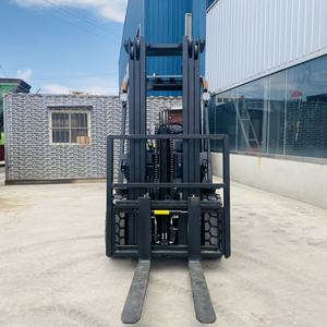 מכירה חמה ce מוסמך 3 טון מלגזה עבור מחסנים צריכת דלק נמוכה עבור פעולות בעירה פנימית - Product Image 3