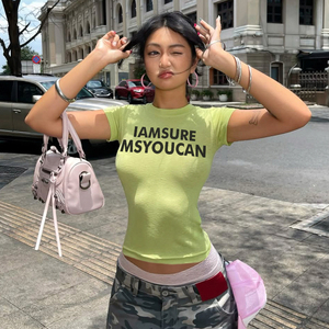 เสื้อยืดสีเขียวอะโวคาโดลำลองสำหรับผู้หญิง พิมพ์ลายตัวอักษร เนื้อผ้านุ่มสบาย เหมาะสำหรับฤดูร้อน - Product Image 1
