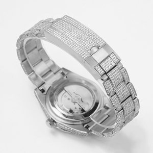 Montre de luxe en diamant de style hip-hop en argent pour hommes, montre-bracelet en acier inoxydable de qualité supérieure - Product Image 4