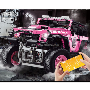 1:8 Rose <span class=keywords><strong>Robin</strong></span> Heavy Modifié Building Block Véhicule de voiture tout-terrain Compatible avec Technic RC Bricks Toys - Product Image 4