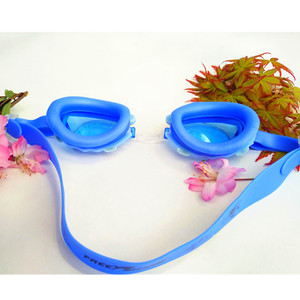 Gafas de natación para bebé con diseño de cangrejo, antivaho, impermeables, de silicona, lentes de alta definición YJ 13 - Product Image 2