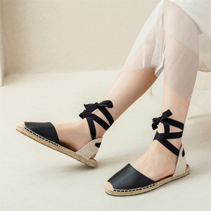 <span class=keywords><strong>Sandalias</strong></span> Planas <span class=keywords><strong>de</strong></span> Verano para Mujer, Estilo Elegante, <span class=keywords><strong>de</strong></span> Cuero Negro, con Cordones en el <span class=keywords><strong>Tobillo</strong></span> y Suela <span class=keywords><strong>de</strong></span> Yute Tejido - Product Image 3
