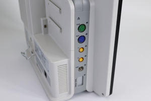 Moniteur patient portable avec écran de 15 pouces, signes vitaux, multiparamètres, IBP, EtCO2 - Product Image 4