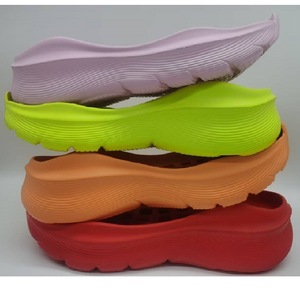 Ventas <span class=keywords><strong>de</strong></span> fábrica Zapatos casuales para hombres Suelas <span class=keywords><strong>de</strong></span> EVA Casual Running Senderismo Deporte Moda Estudiante al aire libre Plantilla <span class=keywords><strong>de</strong></span> alta calidad Ventas directas - Product Image 2