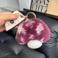 Jtkdxqs Porte-clés pendentif champignon mignon en peluche de dessin animé, accessoire de sac à dos, avec empiècements de couleurs, petit porte-clés