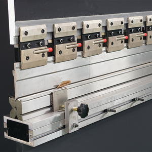 Pressa Piegatrice Idraulica Piccola e Mini WEIYA 30T1600 a Controllo Numerico <span class=keywords><strong>NC</strong></span> o CNC per Acciaio e Alluminio Serie WC67 - Product Image 4