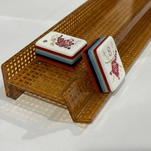 Porta Mahjong di Lusso Personalizzato in Acrilico Intrecciato Ambrato con Spingi-Piastrelle <span class=keywords><strong>Magnetico</strong></span>, Texture in Vimini e Rattan, Trasparente - Product Image 1