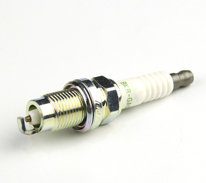 Bujia BKR-GAS longue durée 7987 bougie d'allumage pour accessoire de système de moteur automatique Fiat <span class=keywords><strong>prix</strong></span> bas en gros utilisé caractéristique d'allumage automatique - Product Image 2