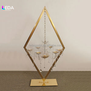 Support de bougie en cristal LEDA Gold Diamond Candelabra pour mariage, centre de table pour décoration de réception - Product Image 3