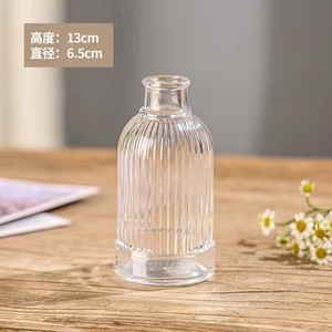 Venta al por mayor caliente moderno simple pequeño y elegante ovalado Bud florero <span class=keywords><strong>flores</strong></span> florero de cristal para el <span class=keywords><strong>baño</strong></span> de la boda - Product Image 4