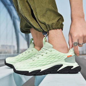 รองเท้าผู้ชายใหม่รองเท้าทันสมัยและอเนกประสงค์ระบายอากาศและสะดวกสบายรองเท้าอินเทรนด์สำหรับผู้ชายรองเท้าลำลอง - Product Image 6