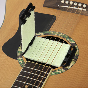 MAKABEE – nettoyeur de cordes de guitare, chiffon de nettoyage de manche, lot de 2, <span class=keywords><strong>pour</strong></span> guitare acoustique, outil de nettoyage ambidextre en microfibre - Product Image 4