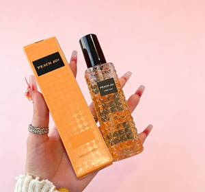 Perfume con Aroma a Madera de Cedro PEACH JO+ Miss Adventure Fig, Spray de Fragancia Duradera y Ligera - Product Image 6