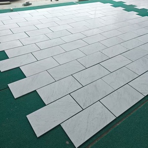 Dalles fines en marbre blanc de Carrare naturel d'Italie, surface polie, panneaux de pierre légers pour murs intérieurs, salles de bain, villas, hôtels C - Product Image 3
