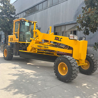 Mini niveleuse multifonctionnelle avec scarificateur et direction flexible pour le nivellement des routes agricoles