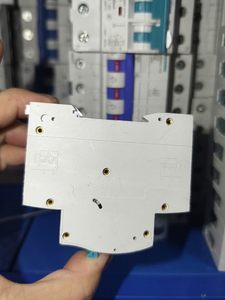 Interruptor Diferencial Residual (RCCB) 5TH8356-1CT16, Dispositivo de Protección Contra Fugas, Sobrecarga y Cortocircuito - Product Image 6